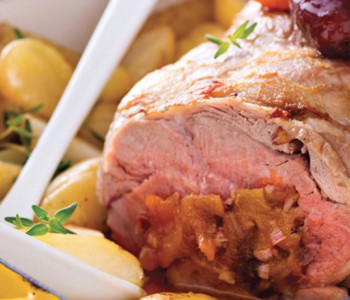 Epaule d'agneau farcie aux abricots secs et aux dattes - http://www.agneausibon.fr